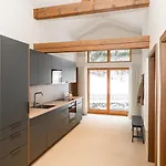 No37 *